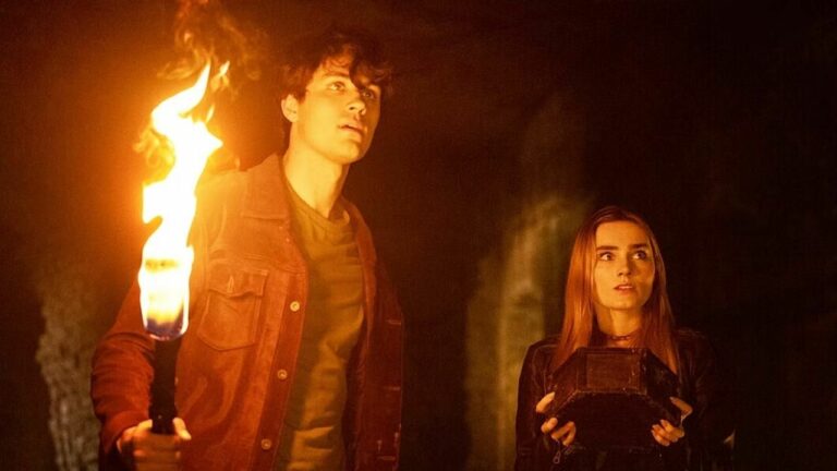 The Winchesters: Showrunner Discusses Probable S2 Renewal & Plot