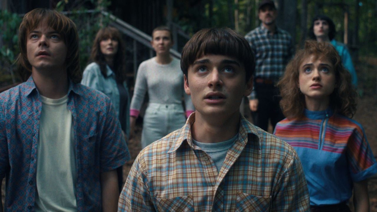 Stranger Things: Writers Have An ‘Upside-Down’ Description of Season 5! cover