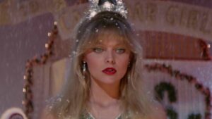 Michelle Pfeiffer defiende Grease 2 después de ser citada erróneamente
