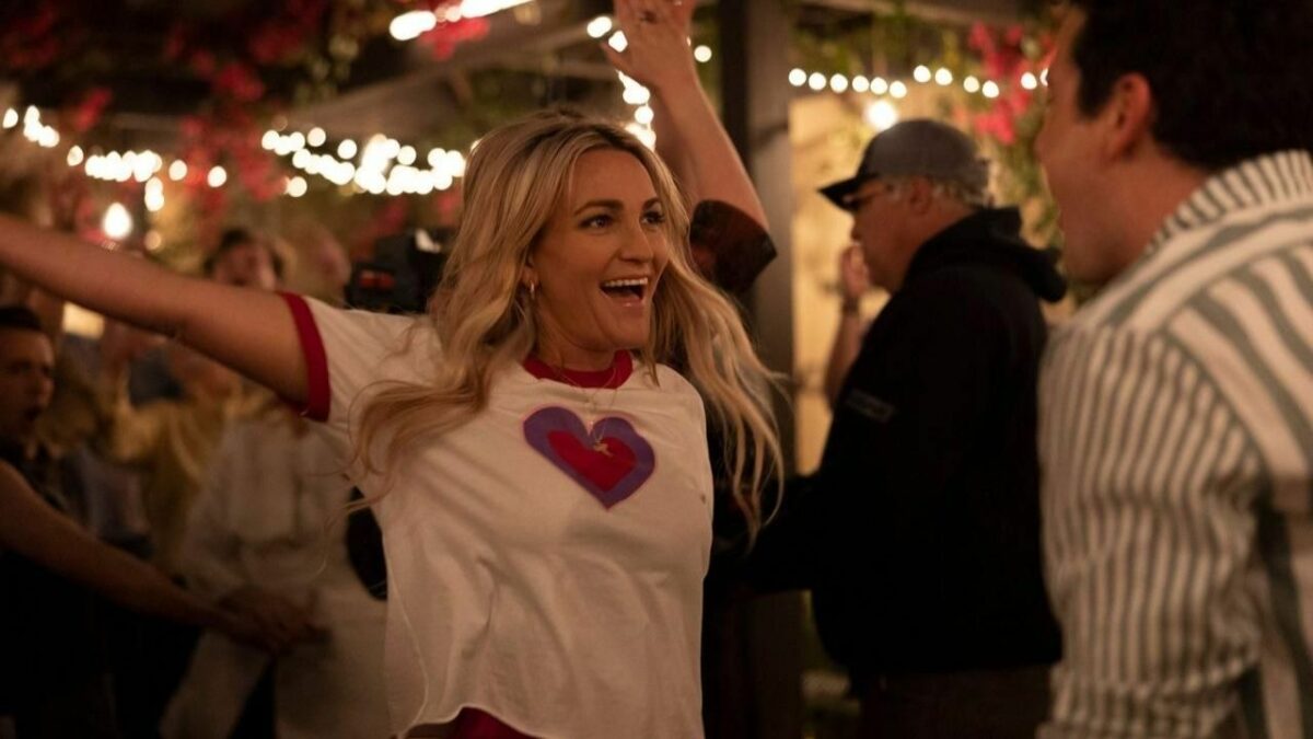 Zoey 102 Images Give Us the First Look at the Zoey 101 Gang’s Return