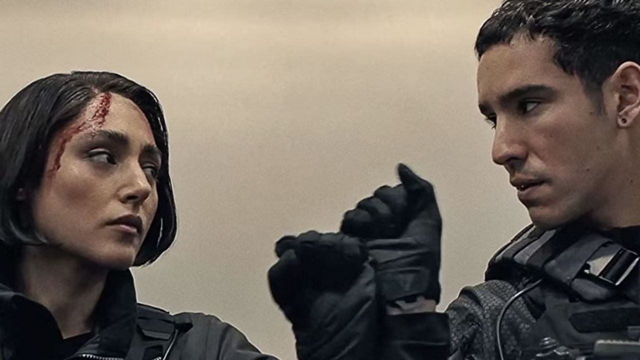 Director Hints at Extraction 2 Spinoff for Popular Characters, Nik and Yaz cover