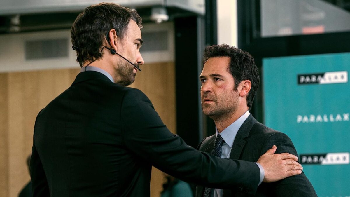 What’s the Timeline of Events in Lincoln Lawyer S3?