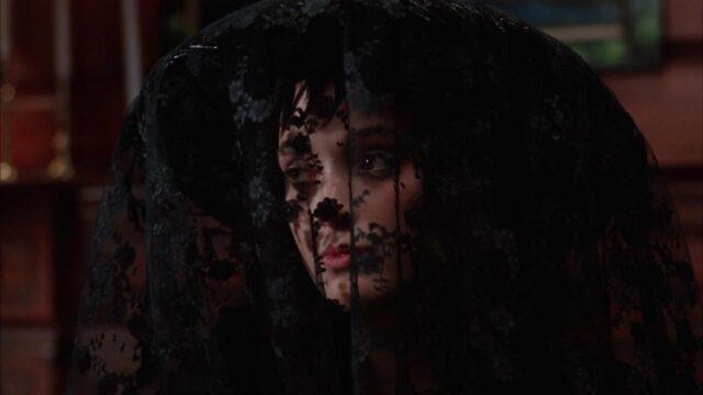El director de Haunted Mansion dice que 'secuestró' a Winona Ryder
