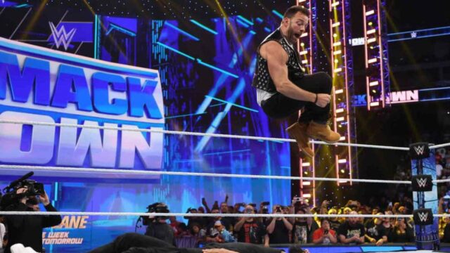 AEW vs. WWE: Der ultimative Showdown der Wrestling-Titanen am Dienstagabend
