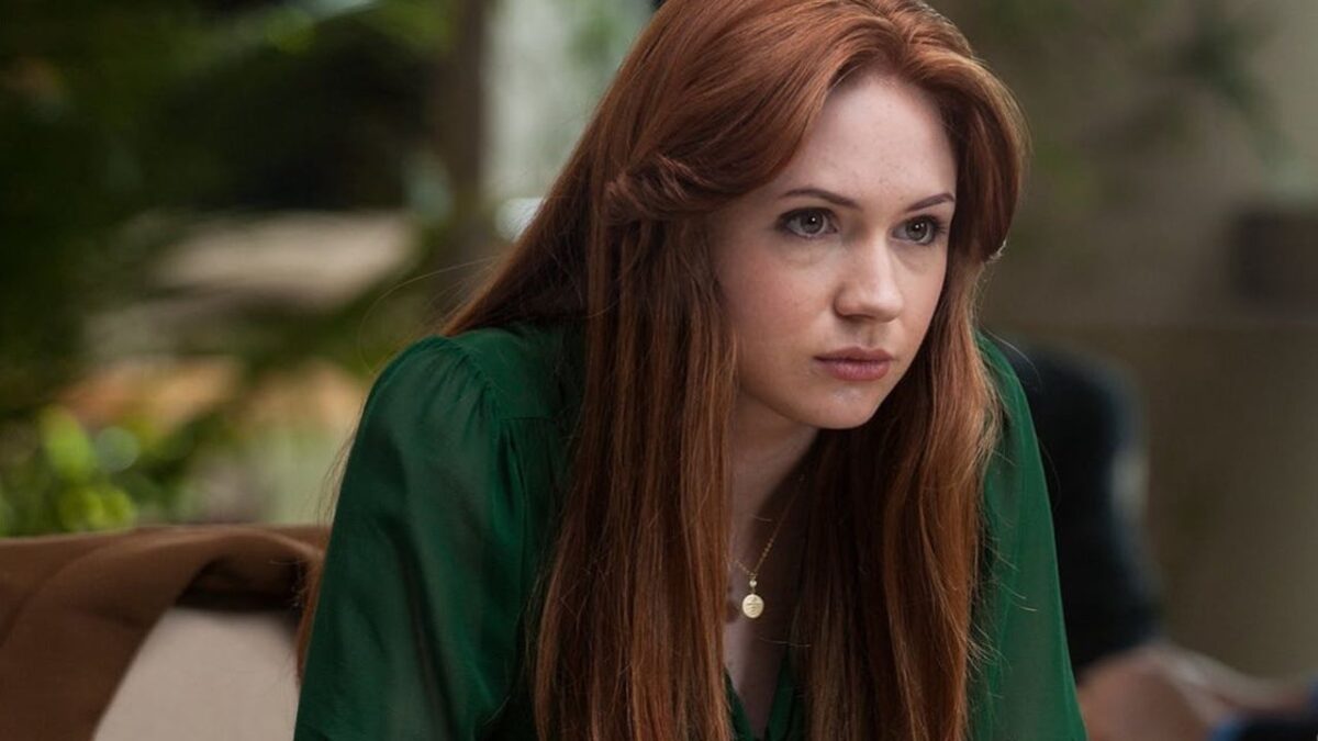 Karen Gillan Wraps Up Filming for Mike Flanagan’s The Life of Chuck