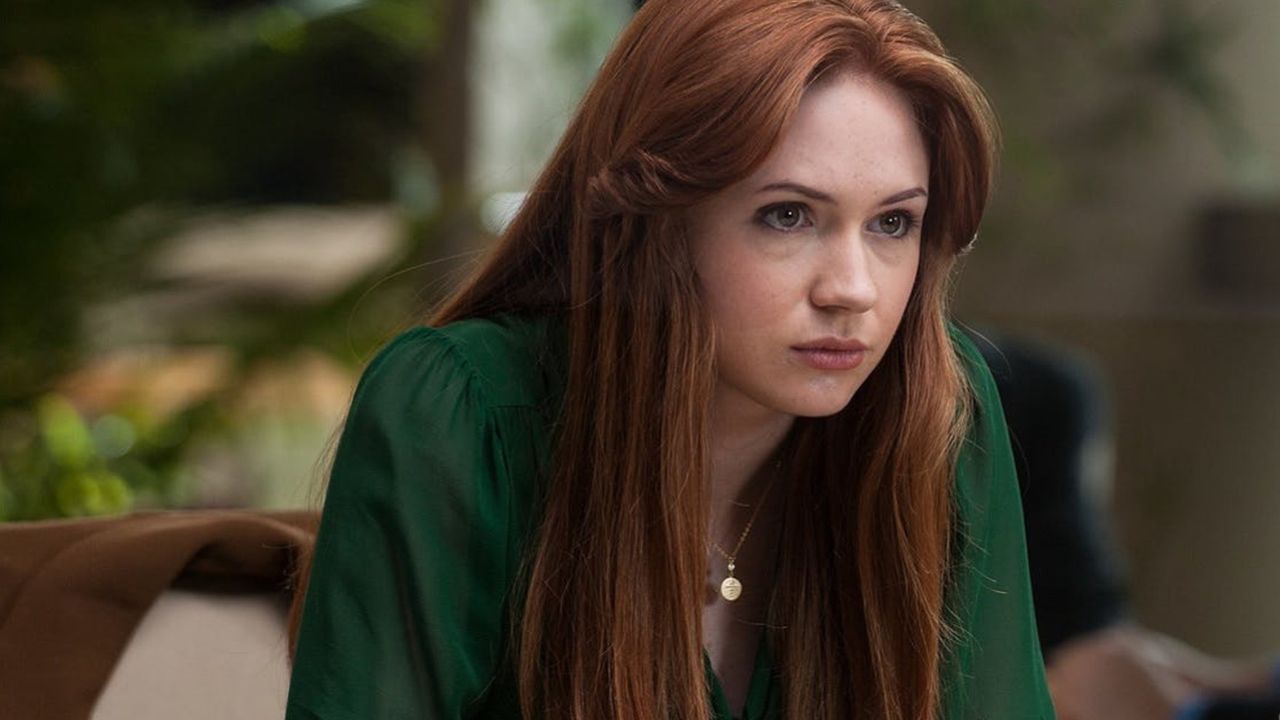 Karen Gillan Wraps Up Filming for Mike Flanagan’s The Life of Chuck cover