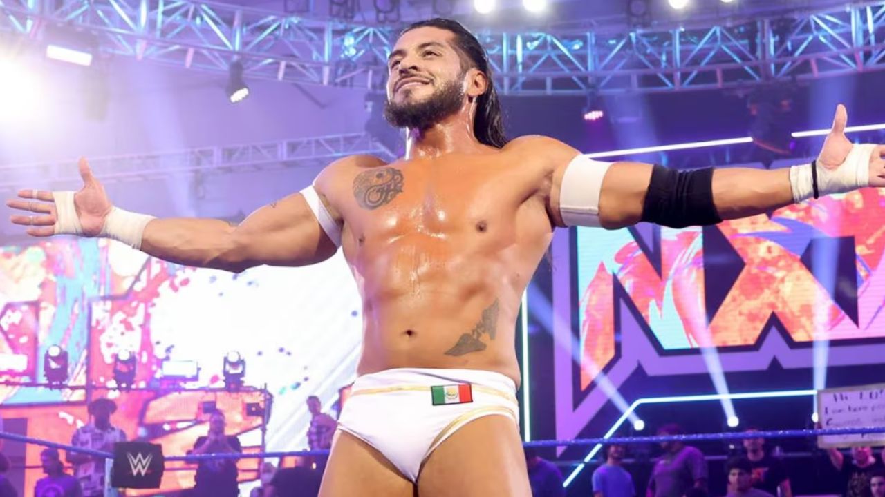Will Santos Escobar Turn Heel After Betraying Rey Mysterio in Crown Jewel? cover
