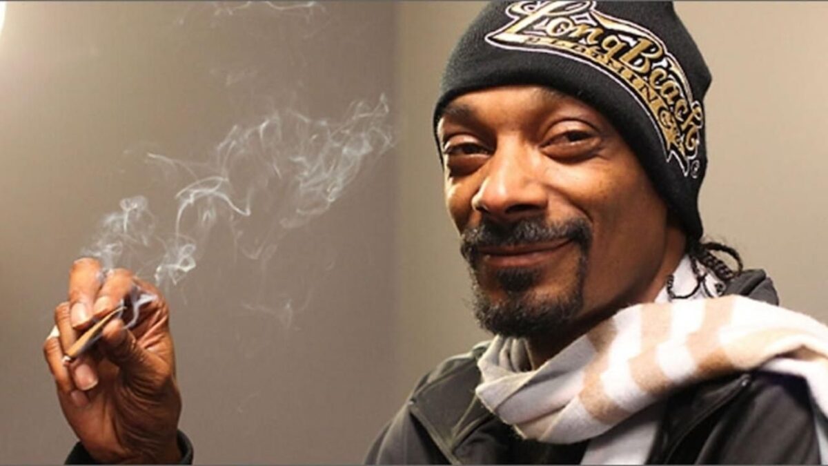 Rapper Snoop Dogg gibt bekannt, dass er mit dem Rauchen aufhört