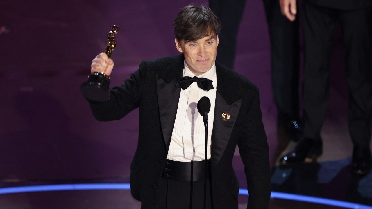 Cristopher Nolan’s ‘Oppenheimer’ Takes Home 7 Oscars. Here’s the Full List cover