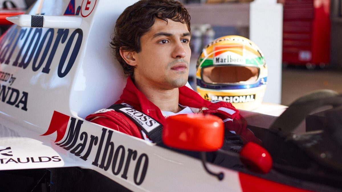 A 30 Anni Dalla Sua Morte, Ayrton Senna Rivive Più Che Mai Attraverso Le Nuvole