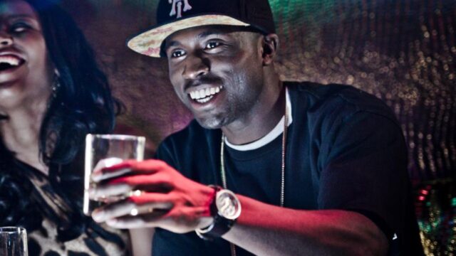 Y’lan Noel as Coltrane Wilder, the master thief at the center of the story