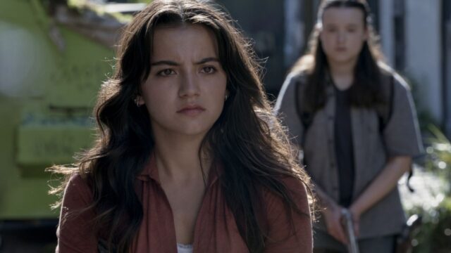 Isabela Merced and Bella Ramsey in The Last of Us